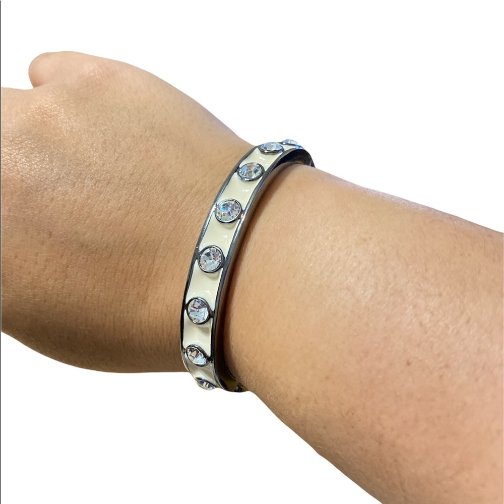 Givenchy Medium Hinged Tournel Enamel Bangle Bracelet - Picture 4 of 8